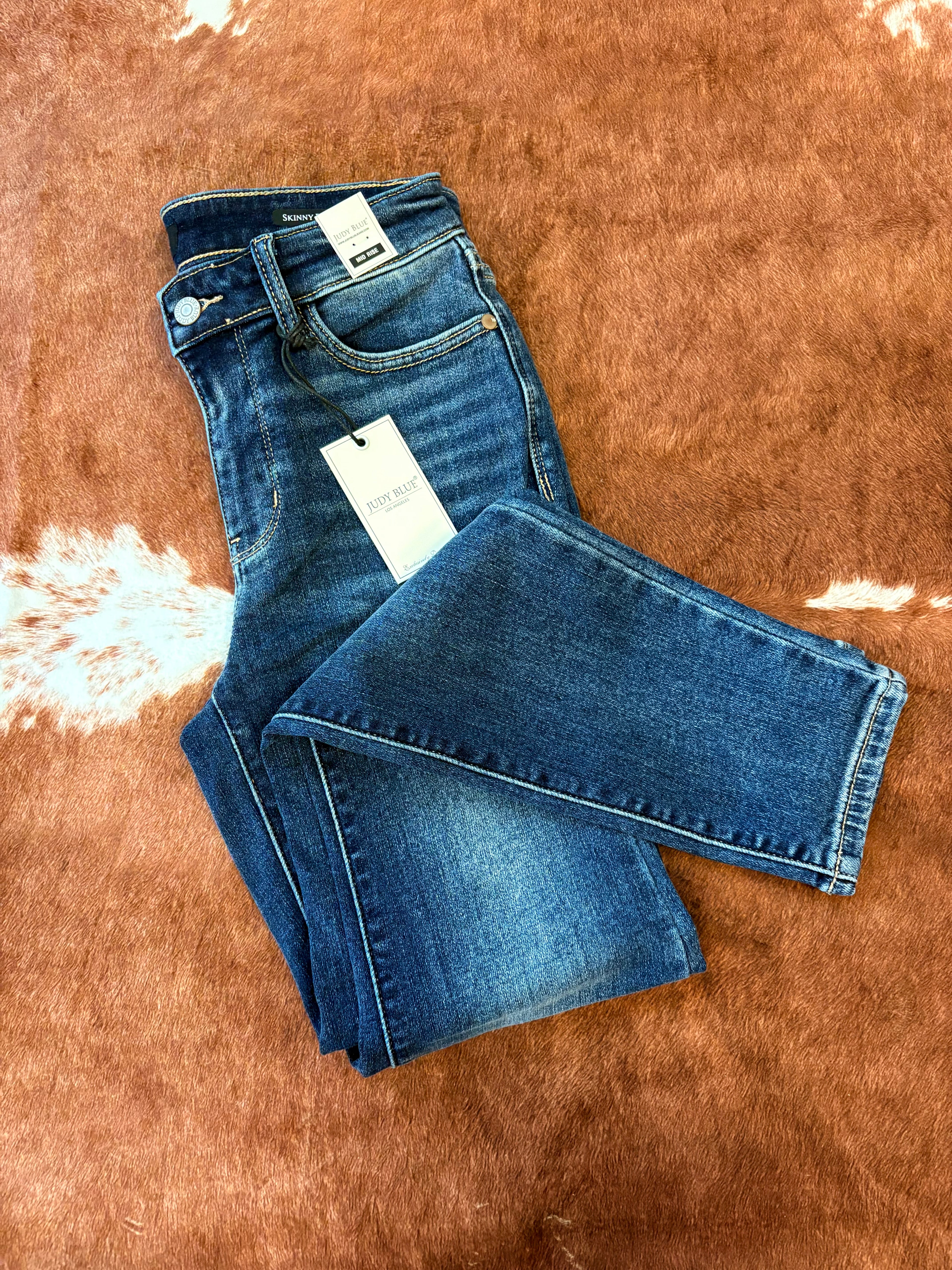 Judy Blue Mid-Rise Skinny