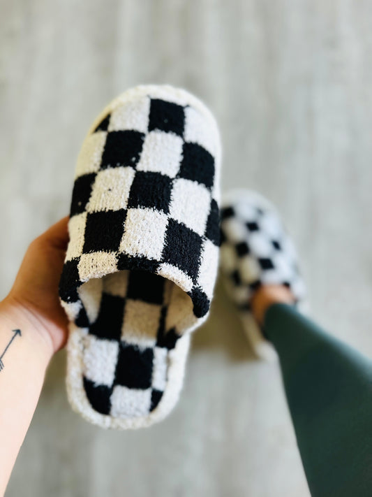 Checkered Slip-On Cozy Slippers