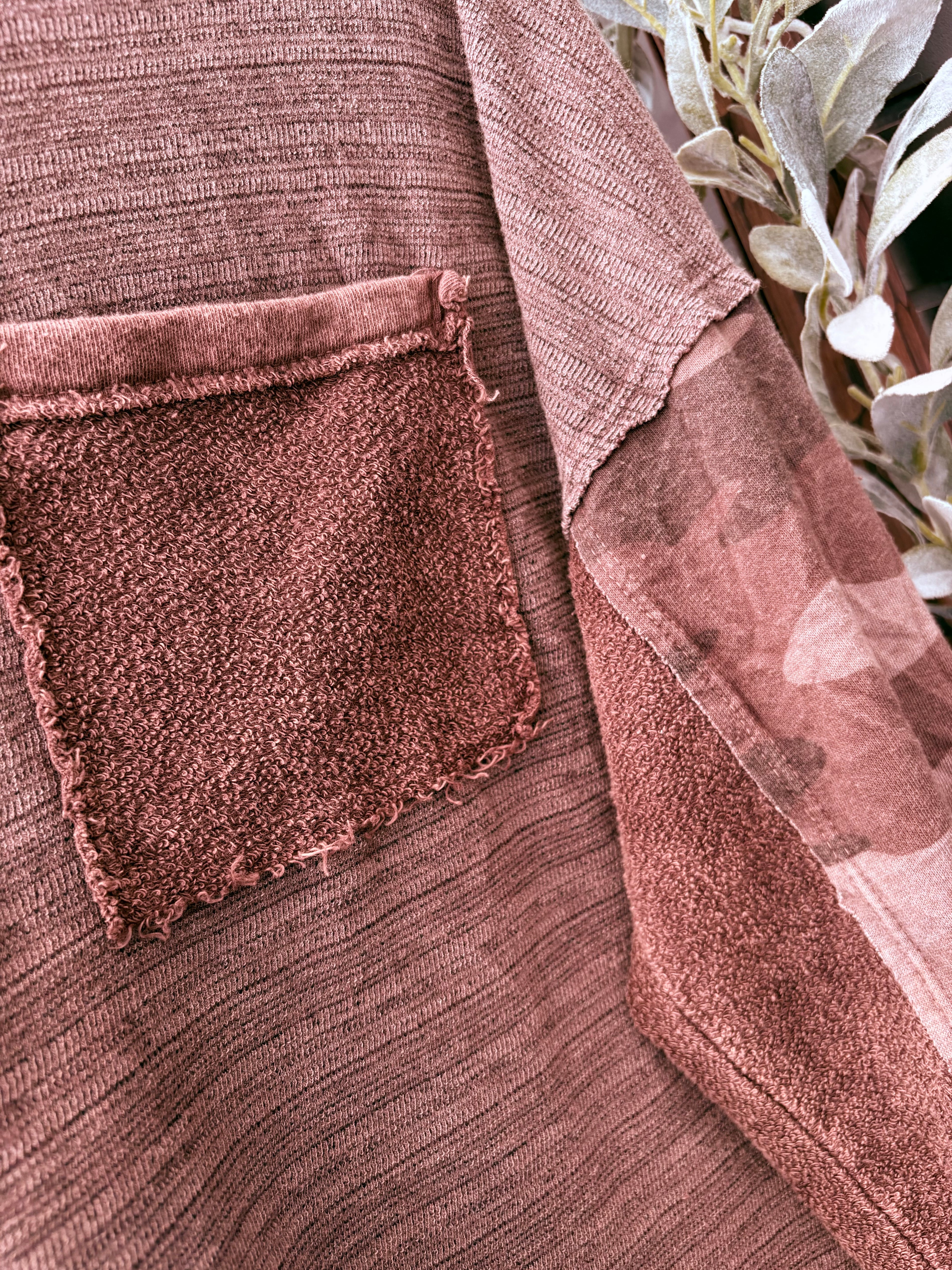 Camo Detail Sweater Sweatshirt